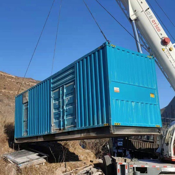 周村发电机的发电效率受多种因素影响，主要包括以下几个方面：