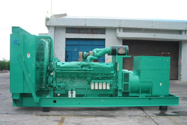周村工厂发电机应急发电时如何更准确地检查发电机状态？